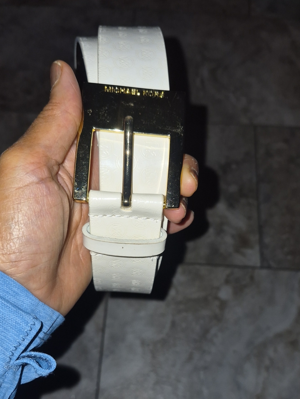 MICHAEL KORS EUC WHITE PATENT FAUX LEATHER GOLD BUCKLE BELT SIZE LARGE